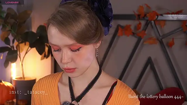 Snapshot of TataCoy chatting on November 5, 1:33 pm TataCoy online show from November 5, 1:33 pm