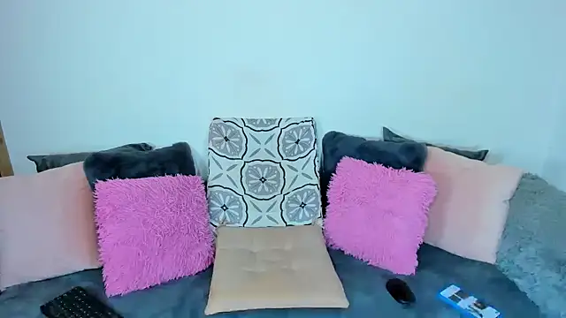 SKYLAROSSE online show from January 8, 2:14 am