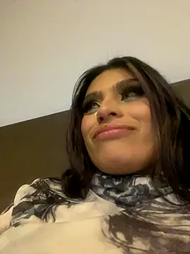 Tiffanysurez  online show from September 16, 12:22 am