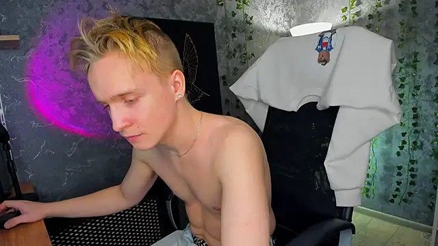 AlexxSweet online show from January 24, 8:55 am