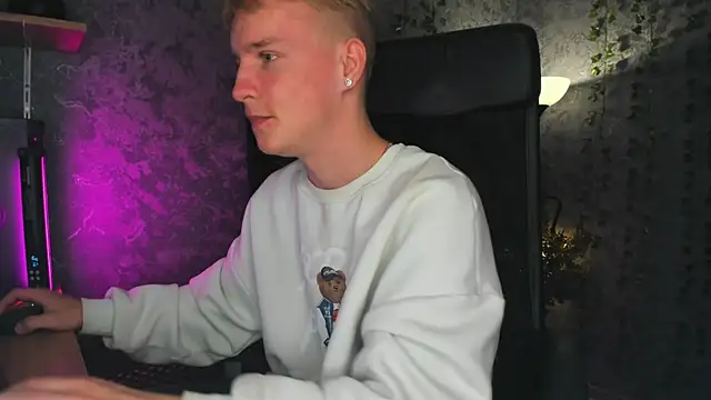 AlexxSweet online show from September 14, 6:56 am