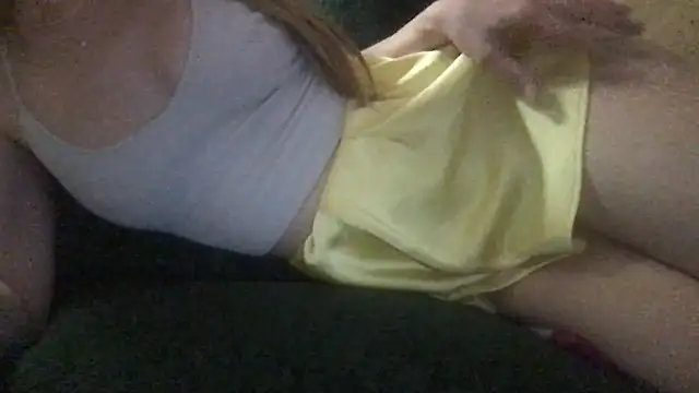 Snapshot of addiebby33 chatting on October 18, 10:21 pm addiebby33 online show from October 18, 10:21 pm