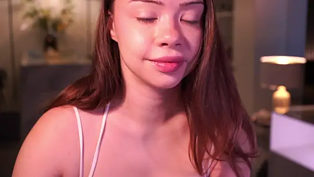 VixenMia online show from November 28, 2:58 am