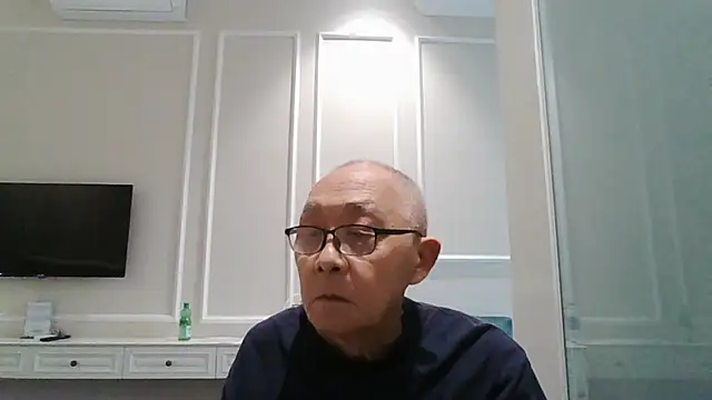 Snapshot of daver-man chatting on November 2, 2:03 am daver-man online show from November 2, 2:03 am