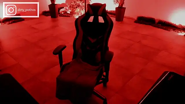 dirty-boss online show from December 11, 11:32 pm