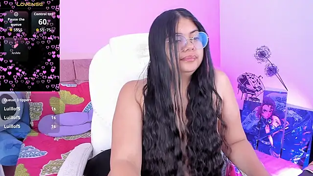 Snapshot of esmeralda112 chatting on June 9, 10:16 am esmeralda112 online show from June 9, 10:16 am