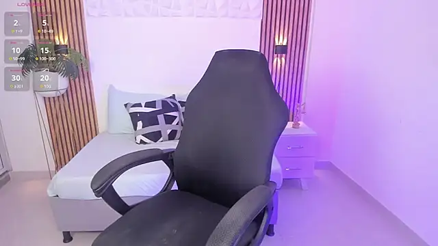 valeria acosta  online show from October 17, 9:23 am