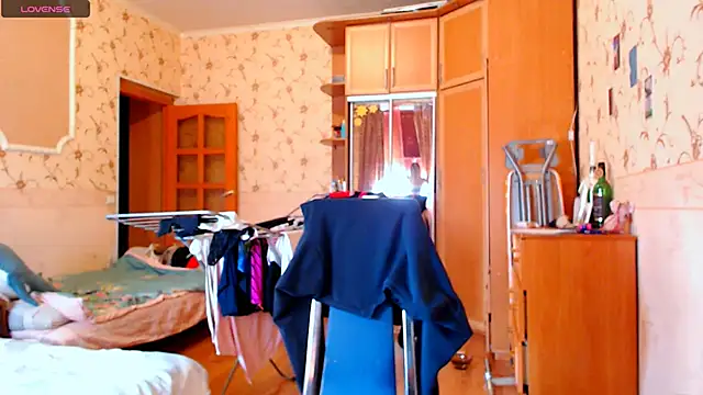 MarySweetness online show from April 12, 7:02 am