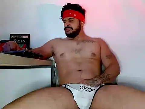 Snapshot of marcusphoenix666 chatting on April 8, 1:44 pm marcusphoenix666 online show from April 8, 1:44 pm