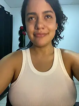 Snapshot of demonaughtyyy chatting on February 12, 3:01 am demonaughtyyy online show from February 12, 3:01 am