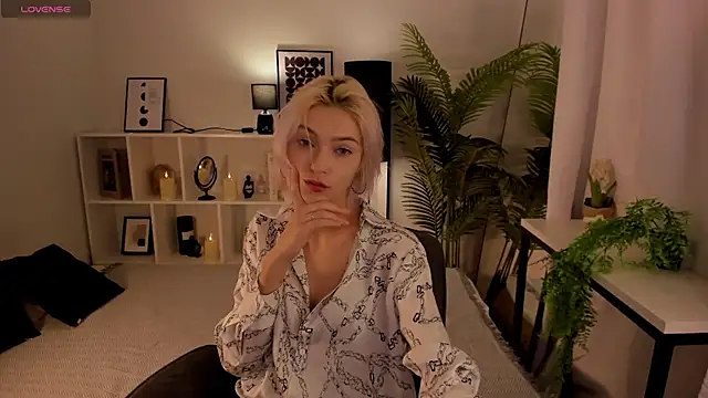 AlysiaSun online show from September 15, 1:55 pm