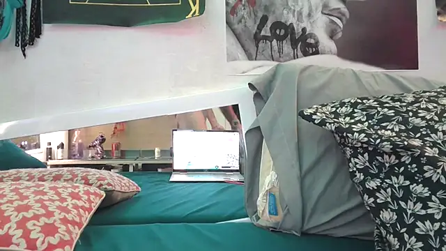 Snapshot of TheGAPEgatsby92 chatting on November 11, 3:06 am TheGAPEgatsby92 online show from November 11, 3:06 am