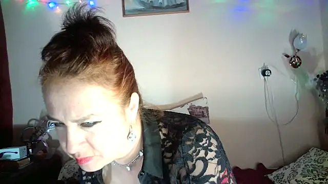 VanezaSmith online show from December 31, 12:32 am