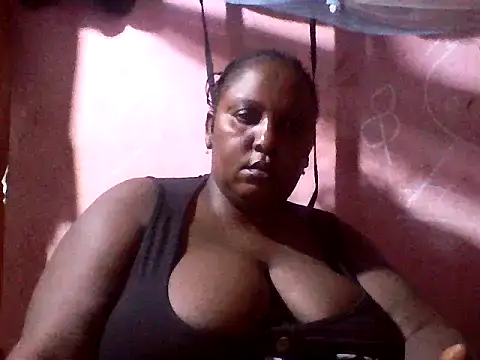 Snapshot of big_clits chatting on June 30, 2:23 am big clits online show from June 30, 2:23 am