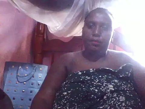 Snapshot of big_clits chatting on July 10, 10:18 am big clits online show from July 10, 10:18 am