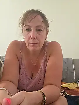 Wisie Cutie online show from July 10, 3:47 pm