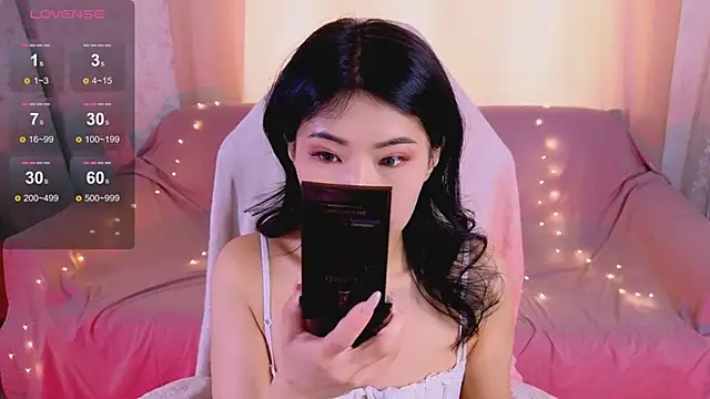 Snapshot of Wendy__Hills chatting on February 2, 5:39 am Wendy Hills online show from February 2, 5:39 am