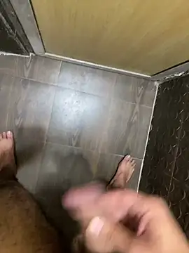 Snapshot of par_0111 chatting on January 31, 7:11 pm par 0111 online show from January 31, 7:11 pm