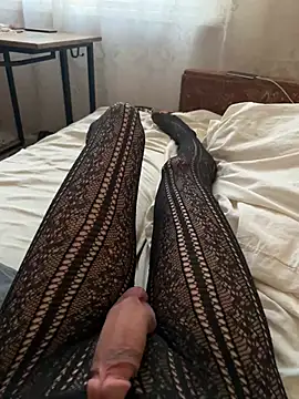 tannedpussy15 online show from December 13, 1:22 pm