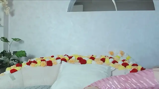 MollyBrams online show from March 16, 4:40 am