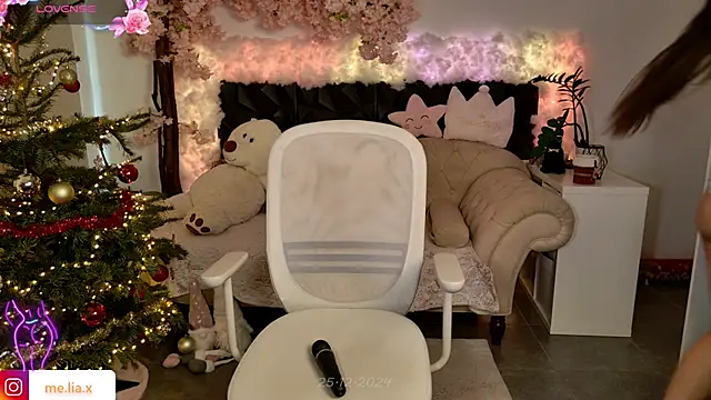 Meliazz online show from December 25, 7:57 am