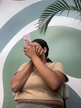 Snapshot of Annya-sweet chatting on March 17, 2:23 pm Annya-sweet online show from March 17, 2:23 pm