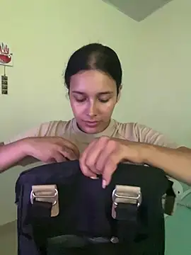 Snapshot of Annya-sweet chatting on March 17, 9:13 pm Annya-sweet online show from March 17, 9:13 pm