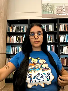 Snapshot of Annya-sweet chatting on October 2, 6:48 pm Annya-sweet online show from October 2, 6:48 pm