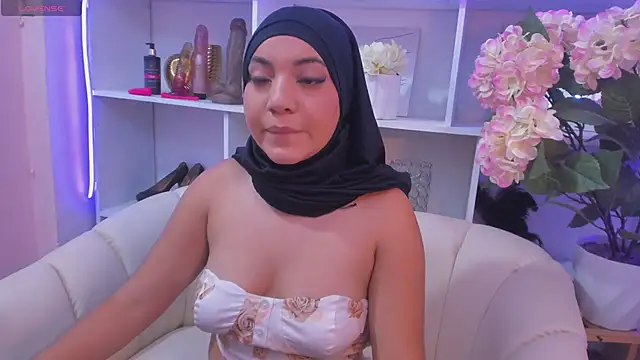 Snapshot of Sooffii_1 chatting on January 16, 7:20 pm Sooffii 1 online show from January 16, 7:20 pm