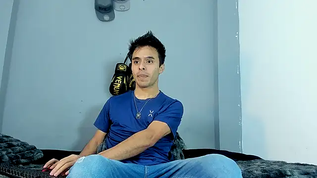 x Harold x  online show from December 3, 7:45 pm