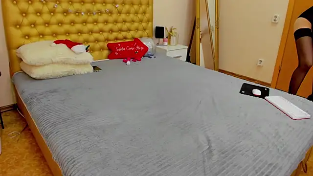 Snapshot of VeraWatts chatting on December 28, 1:39 am VeraWatts online show from December 28, 1:39 am