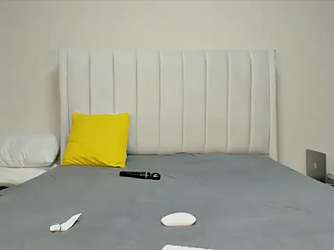 Snapshot of _heavenlysent chatting on October 10, 4:22 am heavenlysent online show from October 10, 4:22 am