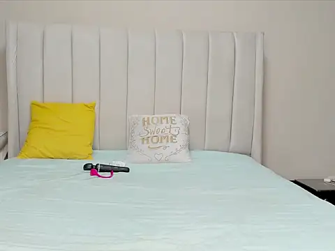 Snapshot of _heavenlysent chatting on October 28, 3:36 pm heavenlysent online show from October 28, 3:36 pm