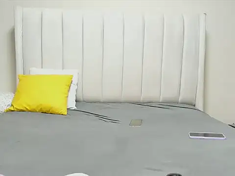 Snapshot of _heavenlysent chatting on November 6, 3:07 am heavenlysent online show from November 6, 3:07 am