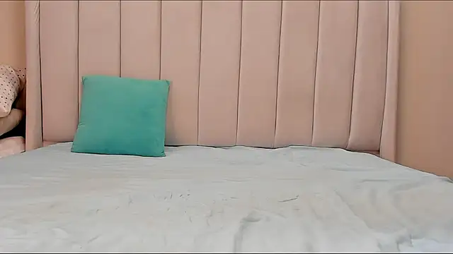  heavenlysent online show from July 21, 4:48 am