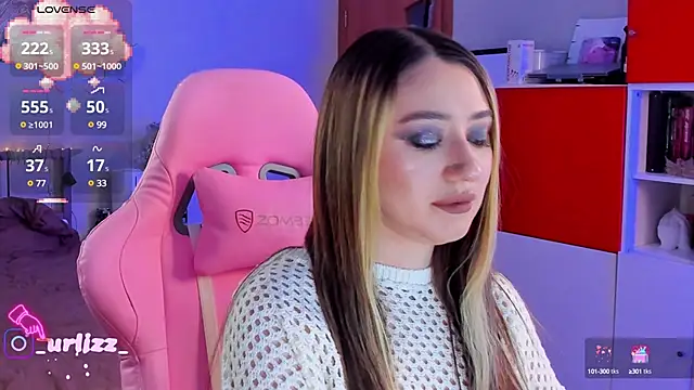 Snapshot of Fiona-Love chatting on December 14, 6:41 pm Fiona-Love online show from December 14, 6:41 pm