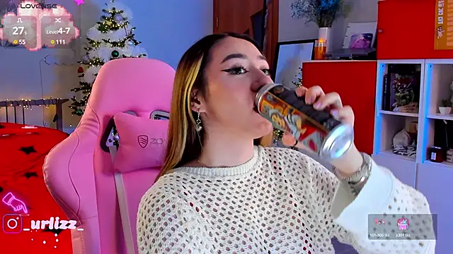 Snapshot of Fiona-Love chatting on January 11, 7:16 pm Fiona-Love online show from January 11, 7:16 pm