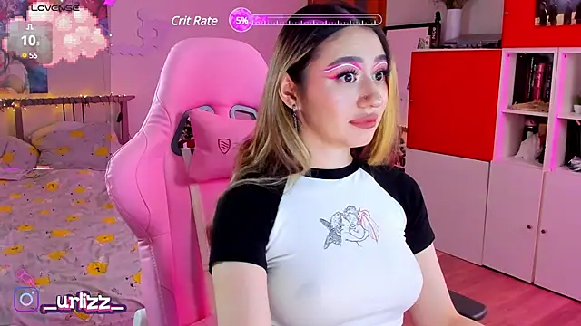 Snapshot of Fiona-Love chatting on February 14, 12:25 pm Fiona-Love online show from February 14, 12:25 pm