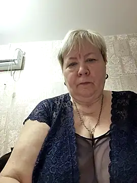 EffectFiona online show from January 5, 11:52 pm