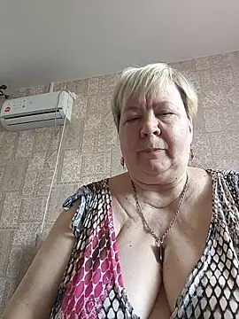 EffectFiona online show from March 18, 11:57 am