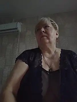 EffectFiona online show from March 23, 2:04 am