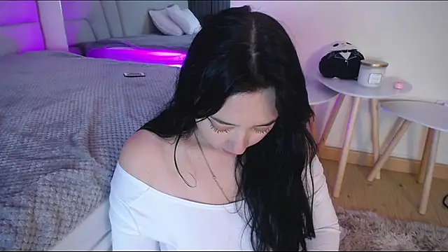 Miss Loise online show from November 22, 4:11 am