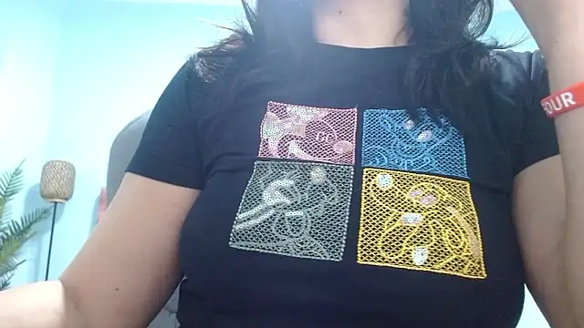 sophia hadid online show from January 9, 7:37 pm