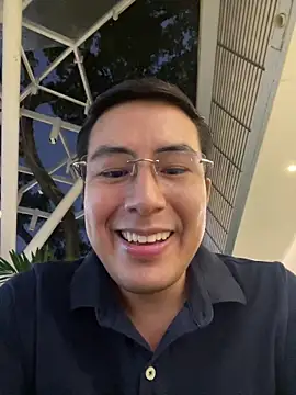 andrewmhilton  online show from February 20, 11:43 pm