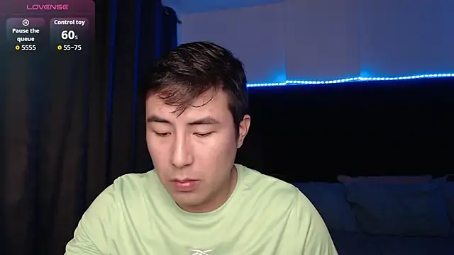 andrewmhilton  online show from March 10, 8:08 am