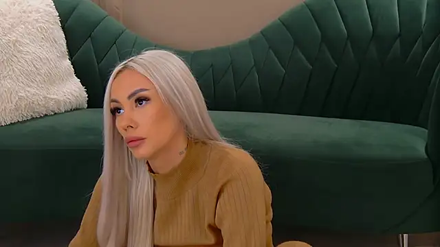 Snapshot of Bailey_Rush chatting on November 11, 3:01 pm Bailey Rush online show from November 11, 3:01 pm