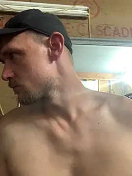 Snapshot of Midwestalpha chatting on June 20, 5:16 pm Midwestalpha online show from June 20, 5:16 pm