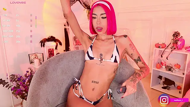 Mely-taylor online show from October 12, 11:04 pm