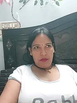 Poojabhabi101 online show from November 10, 6:12 am