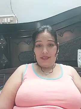 Poojabhabi101 online show from May 14, 6:31 am